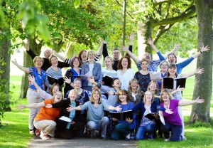 Scotland Sings - Sick Kids Hospital Choir, Edinburgh, 09/06/2015: Edinburgh's award winning Sick Kids Hospital Choir rehearse in the nearby Meadows with conductor Tom Paton (centre middle). More info from: Rebecca Giblin, Scotland Sings - rebecca@handsupfortrad.co.uk Photography from:  Colin Hattersley Photography - colinhattersley@btinternet.com - www.colinhattersley.com - 07974 957 388
